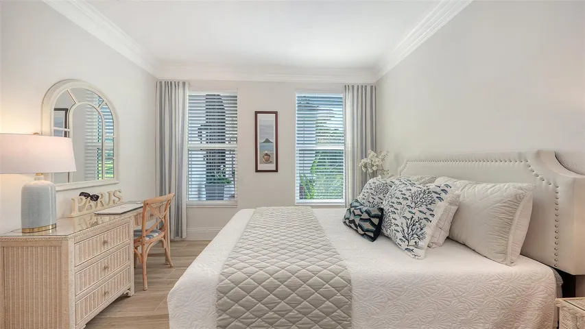 Guest bedroom