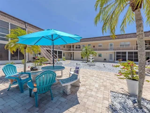 Quiet, peaceful courtyard