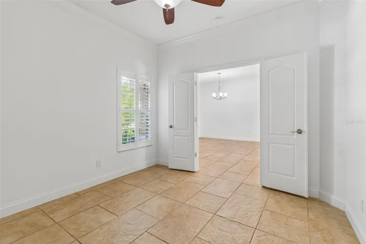 Home office or 4th bedroom
