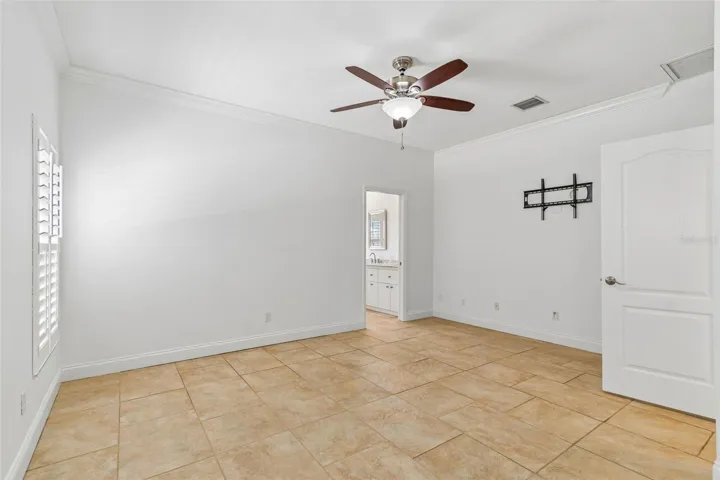 Primary suite
