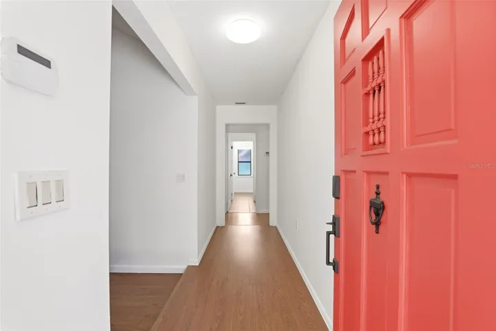 Bright and Welcoming Entryway