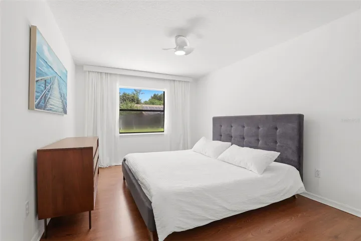 Second Large Bedroom with walk-in Closet