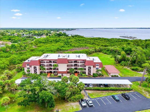 Front of 23465 Harborview Rd #235