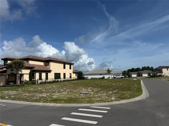 1 Menorca Way