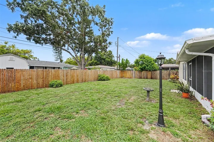 Large Rear Yard