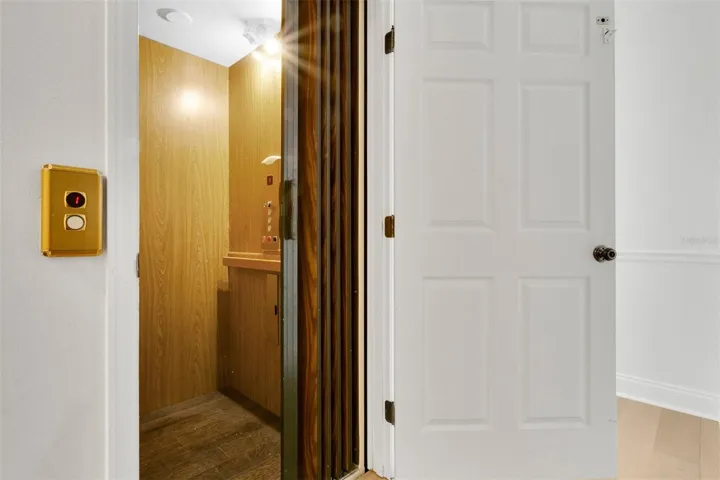 Elevator