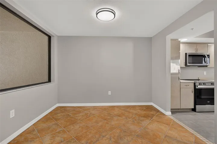 Dining/Conversational Room