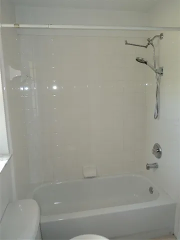 Owner's retreat full bath