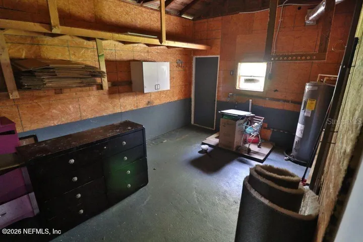 Shed / Laundry