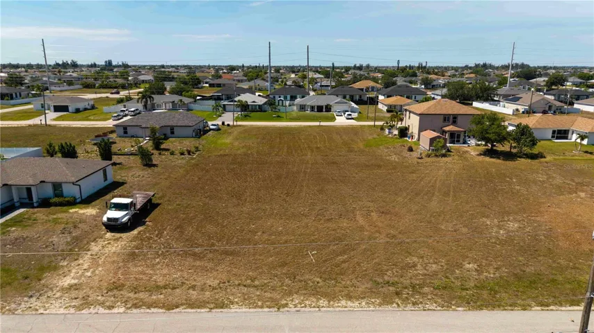Located close to Kismet Pkwy W and Andalusia Blvd, this lot provides EASY ACCESS to nearby amenities, schools, and recreational areas!