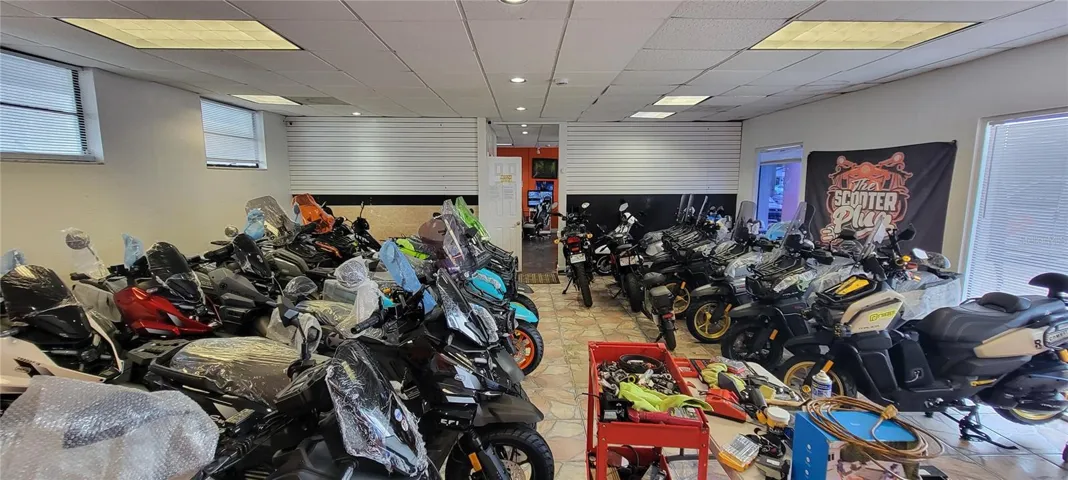 5924 Bike Shop looking into Hall/Office