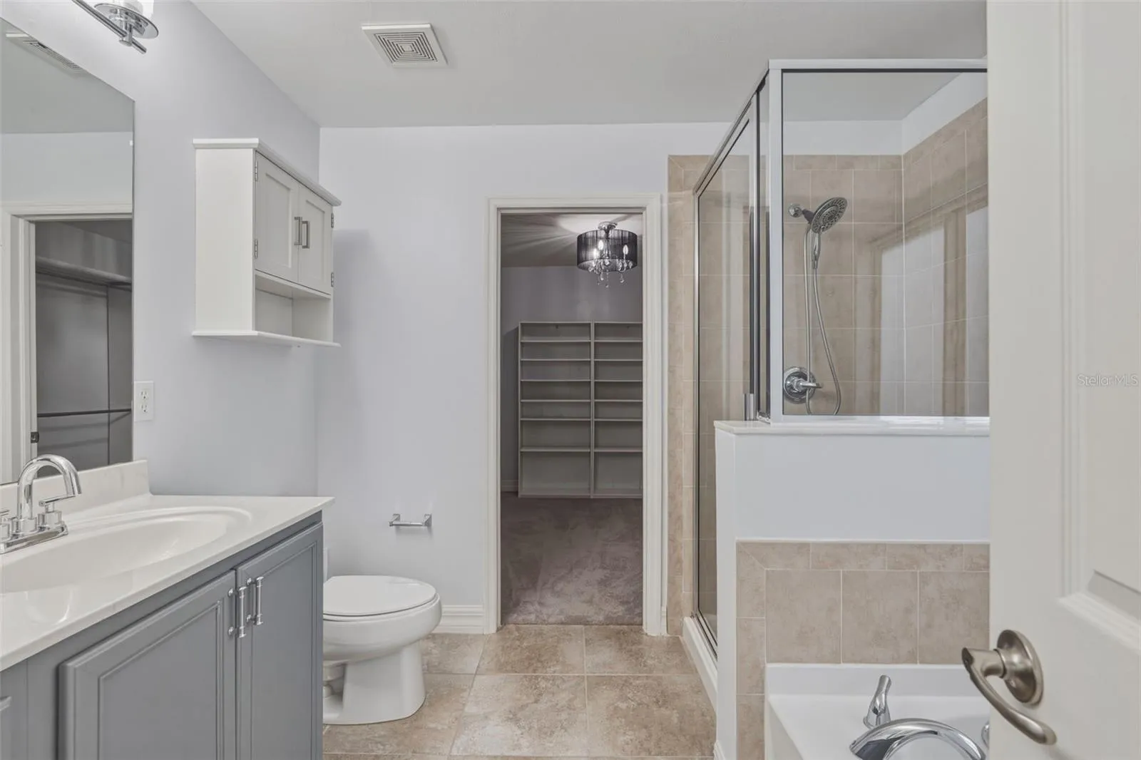 Upstairs Primary Bathroom