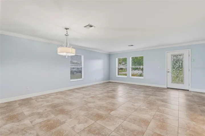Living Room/Foyer