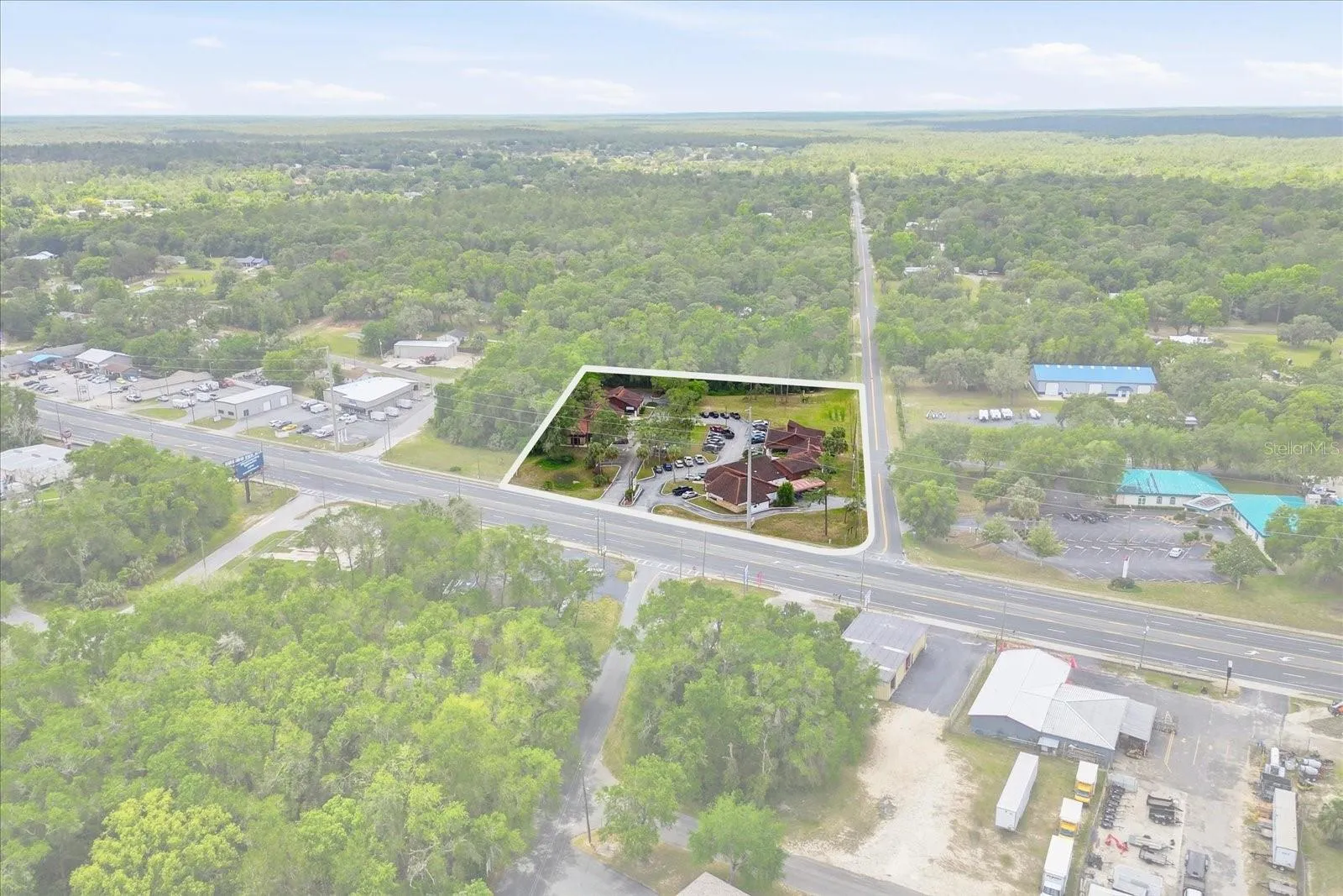 Located on SR 44 E Gulft to Lake Hwy in Inverness