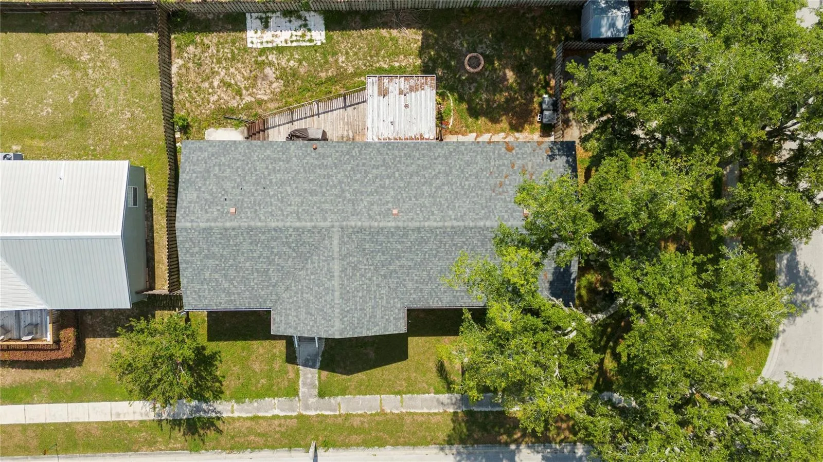 Roof 2021