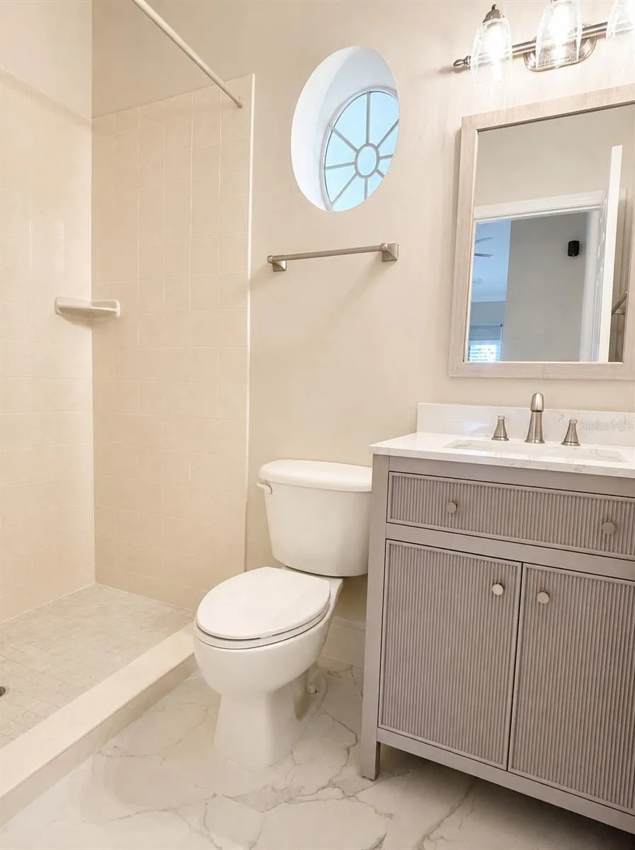 This is the ensuite bathroom that is attached to the 5th bedroom / bonus room.