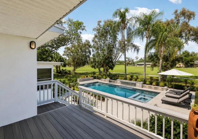 Virtually staged Pool