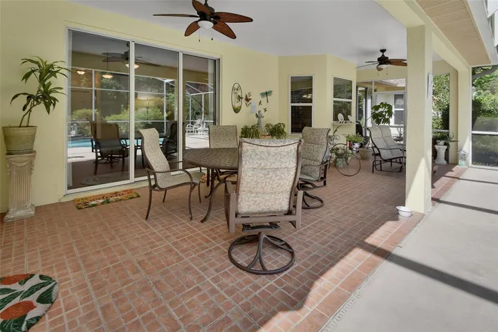 COVERED LANAI