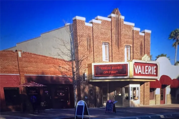 MOVIE THEATER