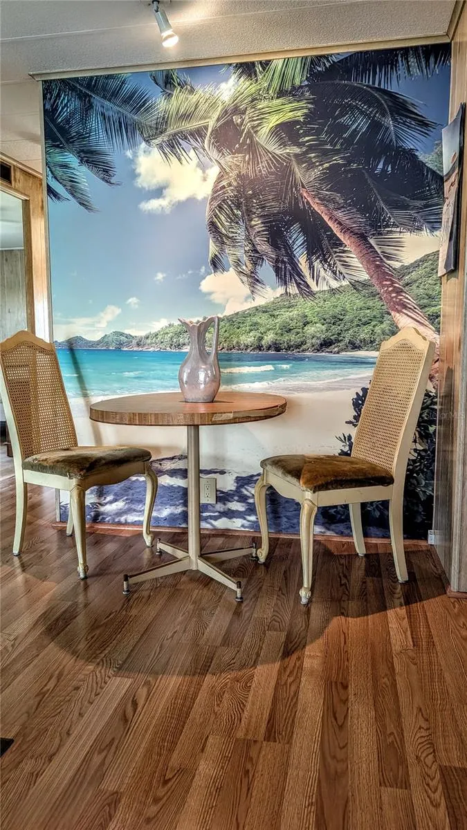 Breakfast nook
