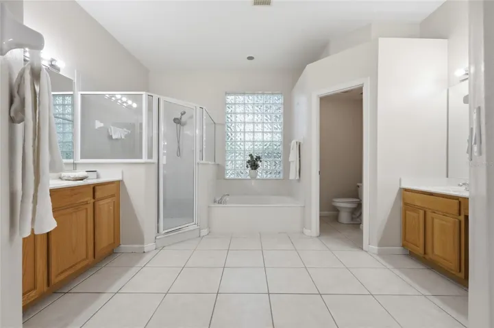 Primary ensuite Bathroom