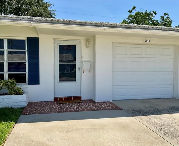 2-entrance of house