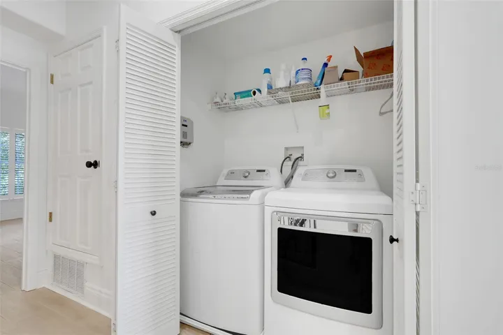 Laundry Area/Hallway