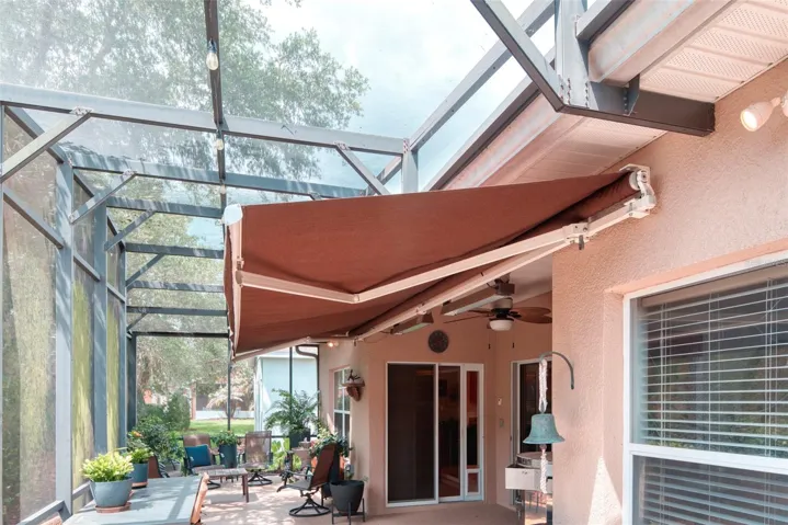 Retractable Awning