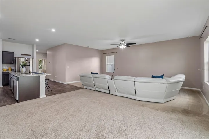 Dinging area and Great room combo