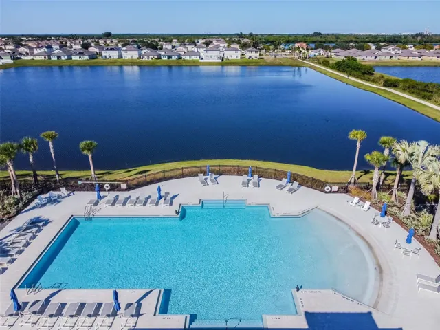 Shell Cove Pool