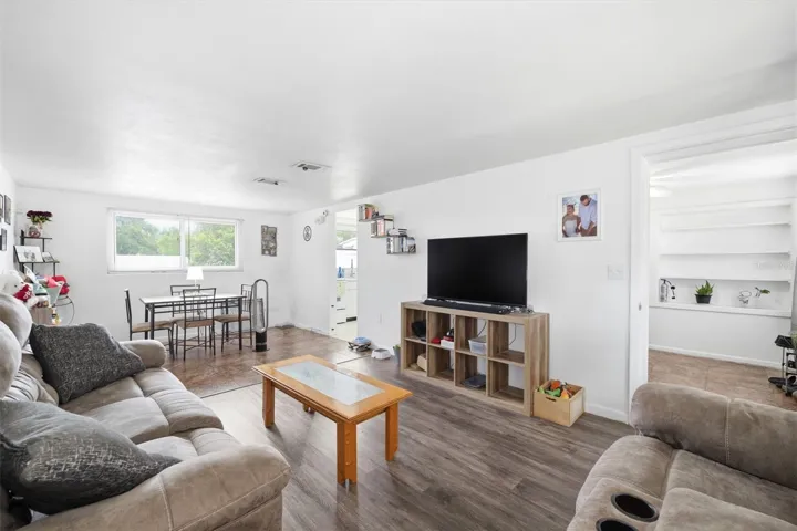 Living/Dining