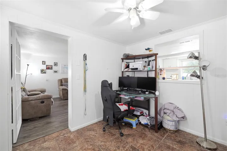 Office/Flex Room