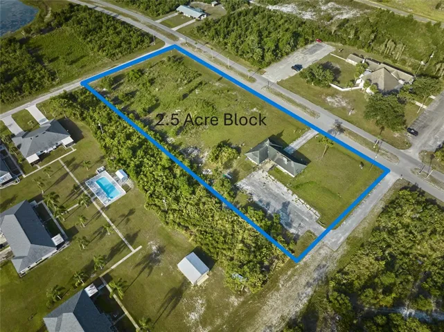 52 DELAND AVE