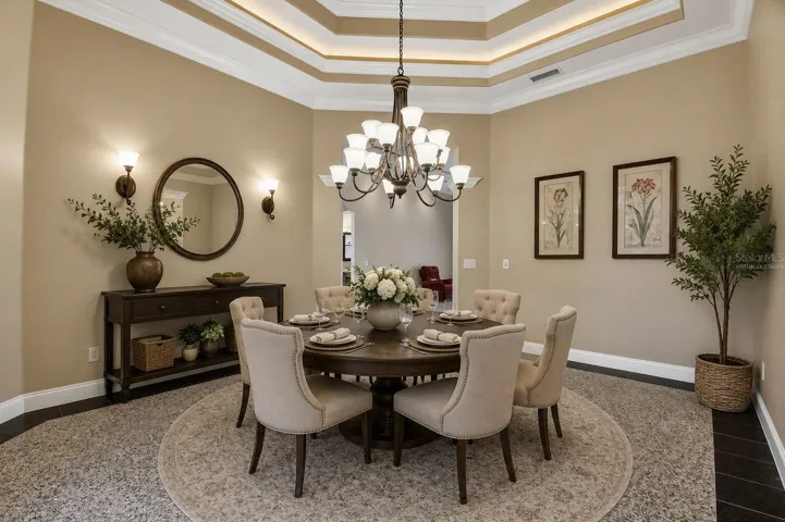 Dining Room Virtually Staged