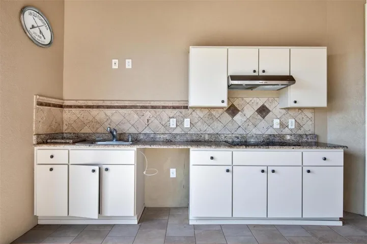 Summer Kitchen