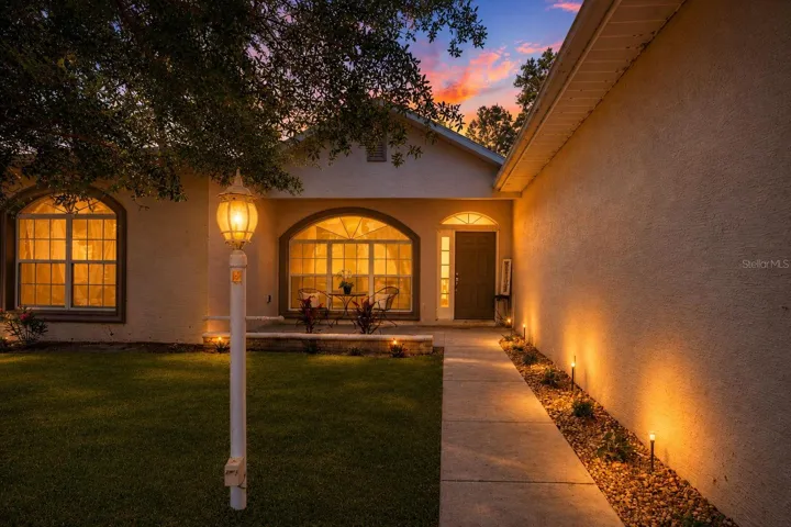 Front Walk-Way with virtually enhanced lighting.