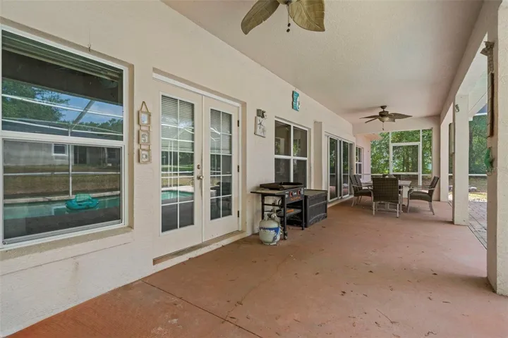 Spacious Covered Lanai