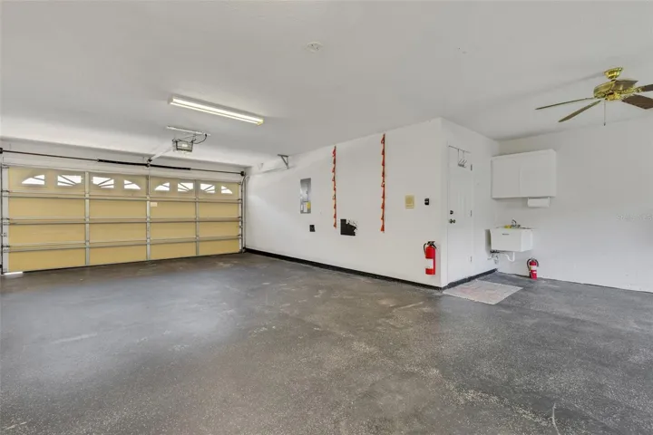garage