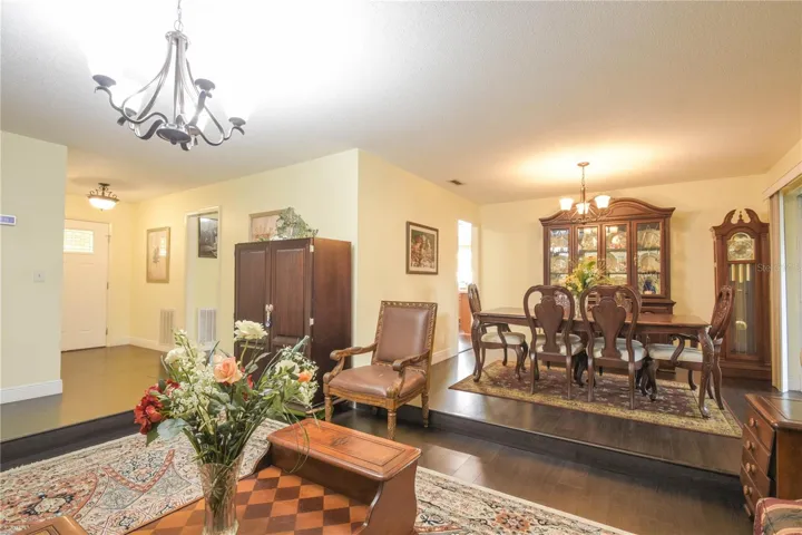 Formal Living / Formal Dining