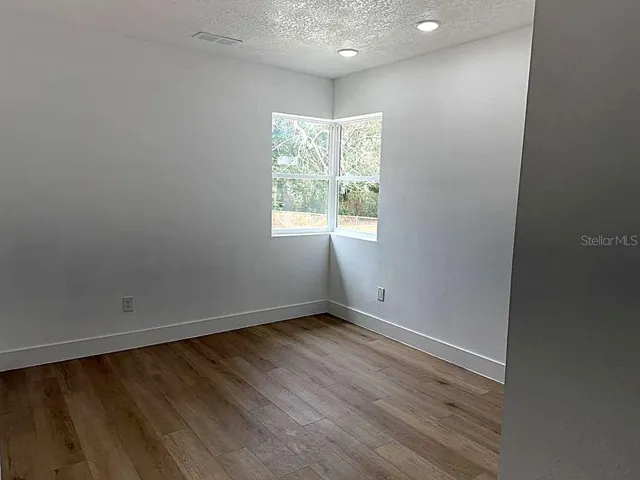 Room2