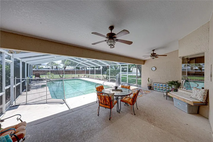 A great look at the entire pool area.