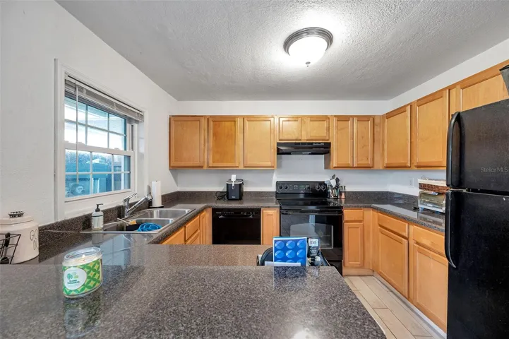 121 Seahorse dr se A