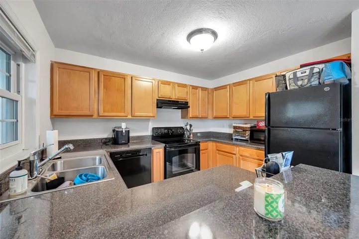 121 Seahorse dr se A