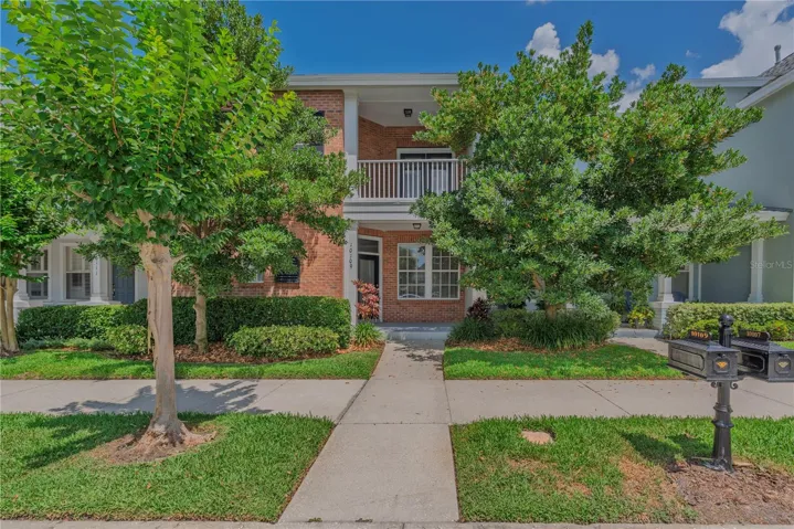 Welcome home to 10109 Hayfield Way in Westchase!