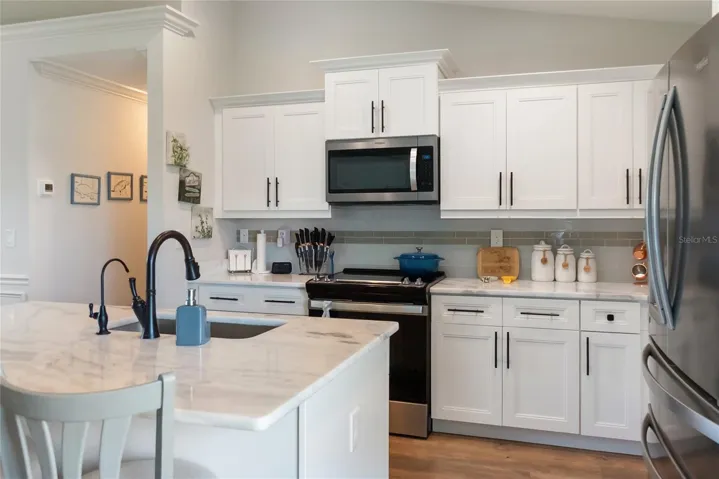 Kitchen with Island