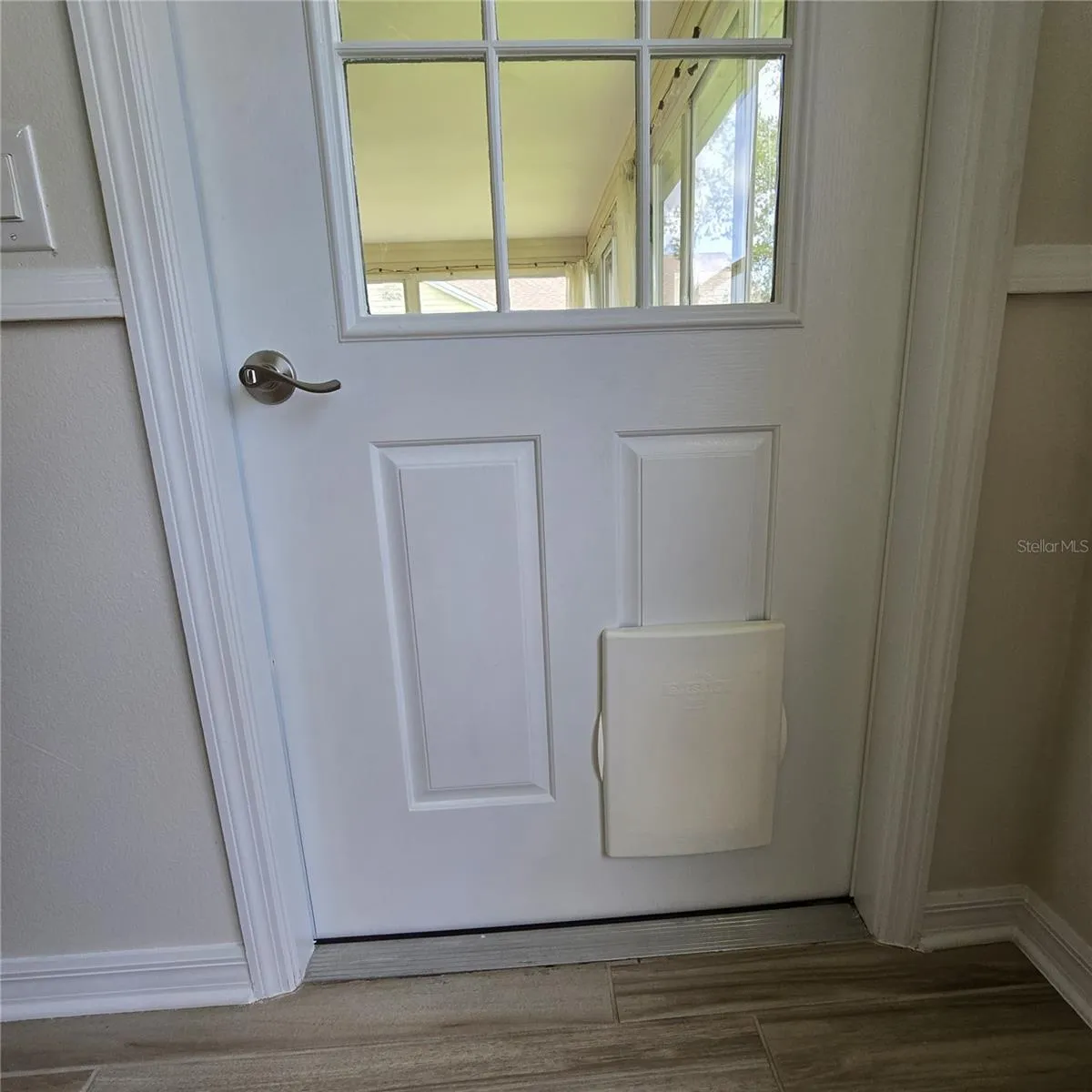 Lanai Door from Breakfast Area w/Pet Door