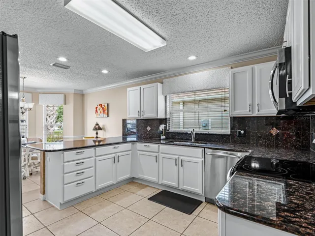 Kitchen 3