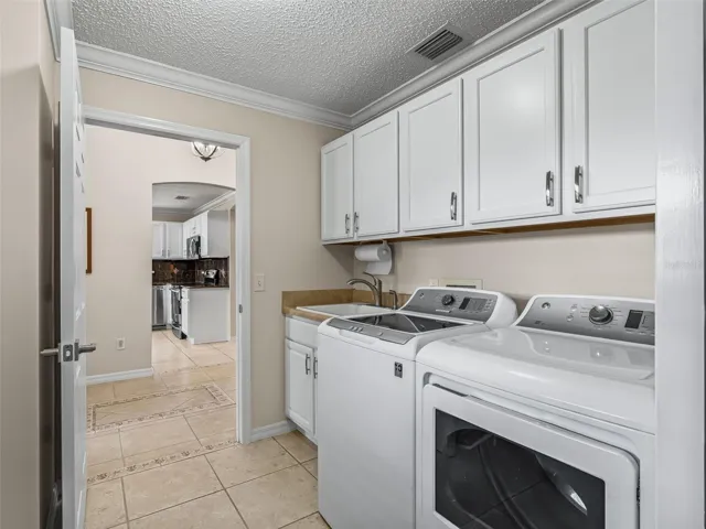 Laundry Room 1