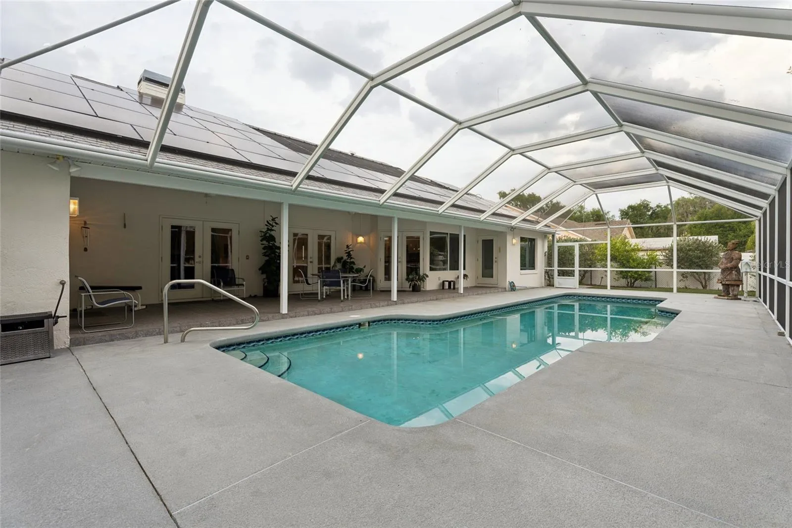 Patio/Pool