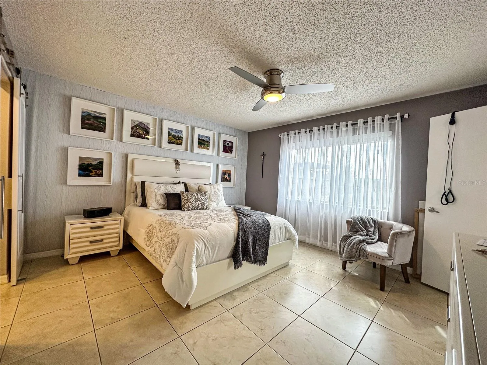 Large primary bedroom